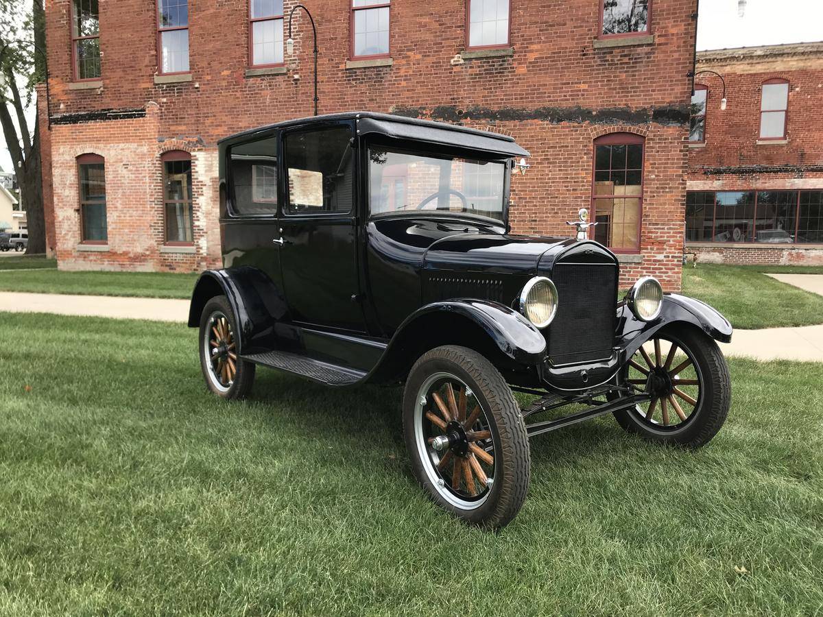 Ford Model T Tudor Sedan Auto Seller Marketing