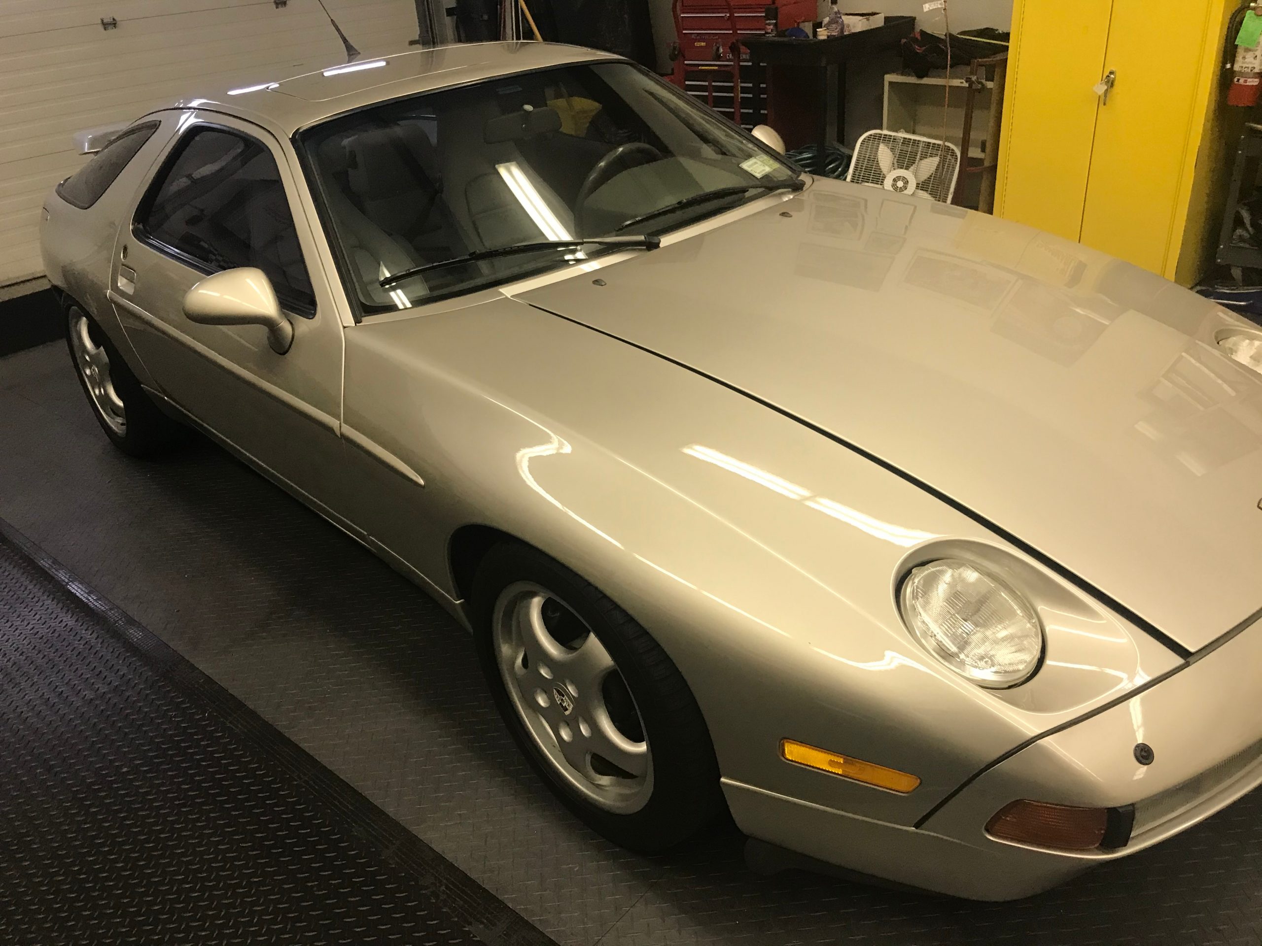 93 P928GTS - 1 93 P928GTS - 1