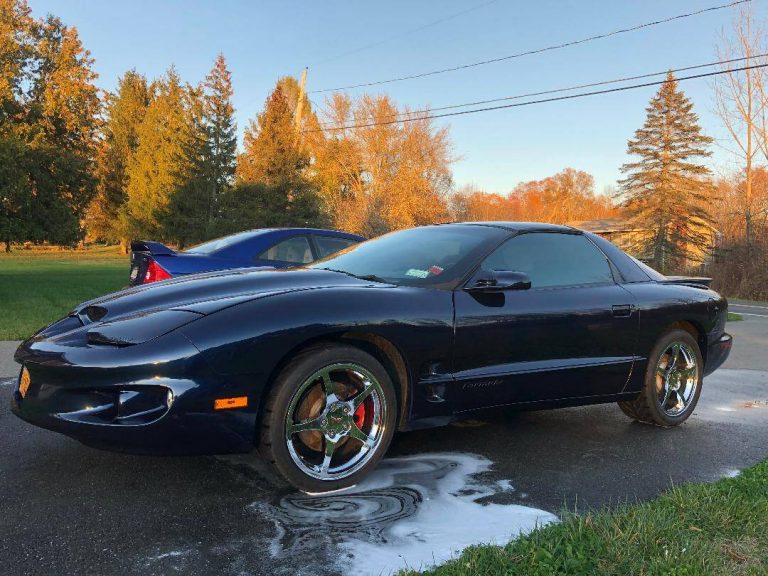 Pontiac 2001 firebird