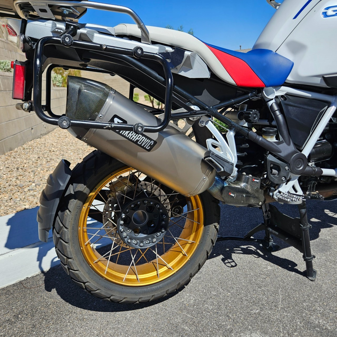 22 BMW R1250GSA - 8